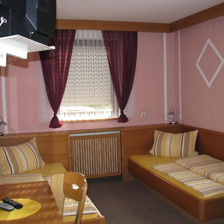 Hotel Erzhausener Hof Eksteriør billede